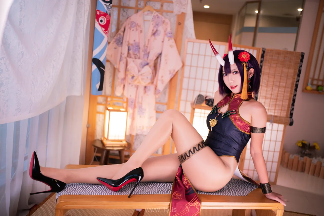 Money冷冷 NO.21 酒吞高腰旗袍